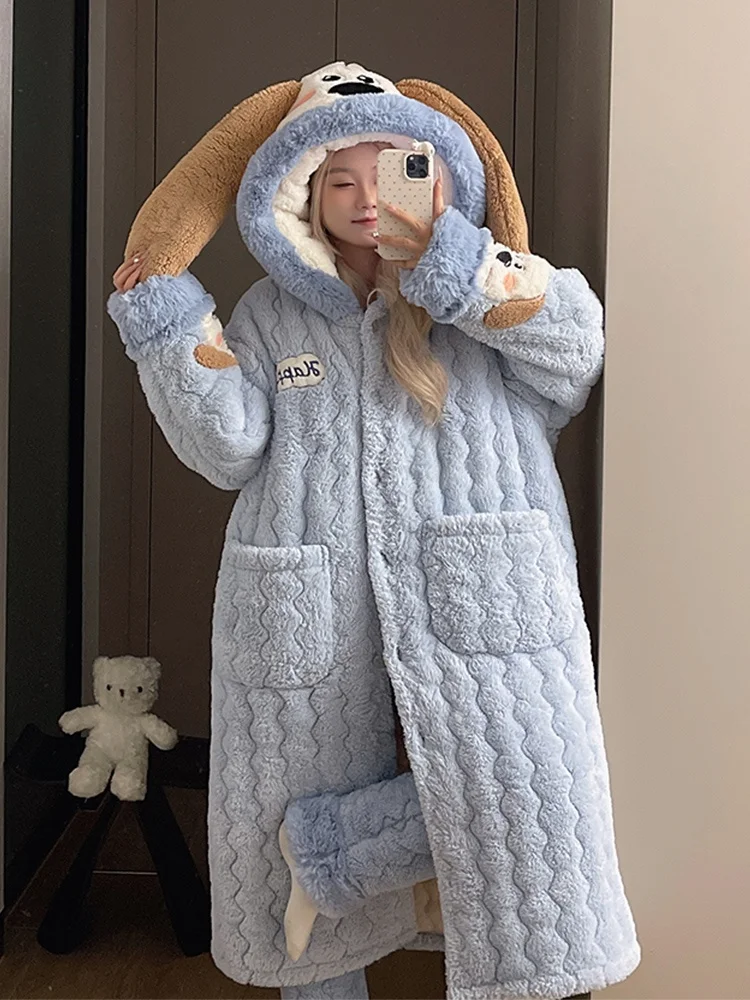 Пижамы из кораллового флиса женская осенне-зимняя ночная рубашка стеганая