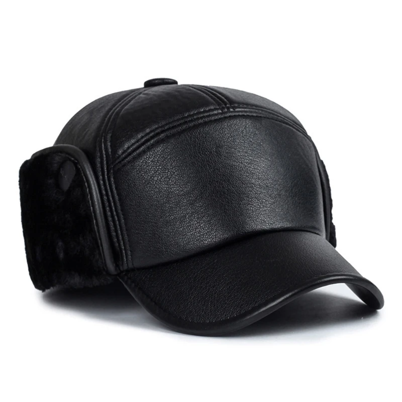 Стильная спортивная шапка для активного отдыха. Теплая в подарок папе дяде и