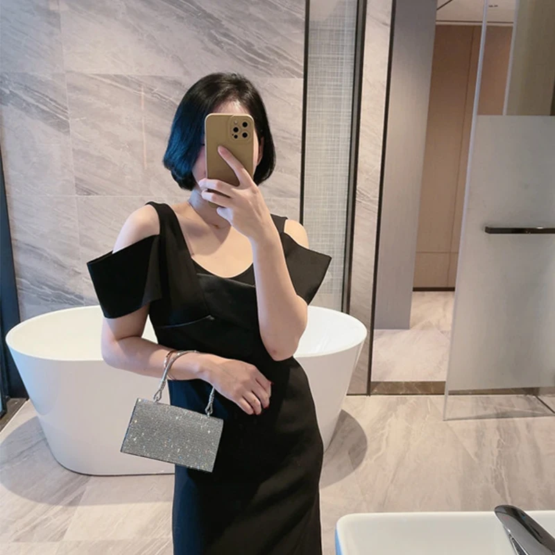 

Роскошные Дизайнерские Сумочки для женщин, вечерние сумки 2022, кошельки для покупок, модная блестящая квадратная сумка-тоут Стразы с металли...