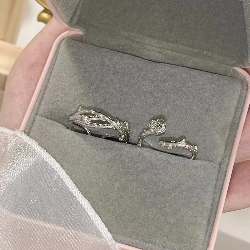 

INS Style Couple Rose Thorn Ring 2023 New Fashion, Light Luxury Design, Small and High End Sense Men's and Women's Ring Jewelry