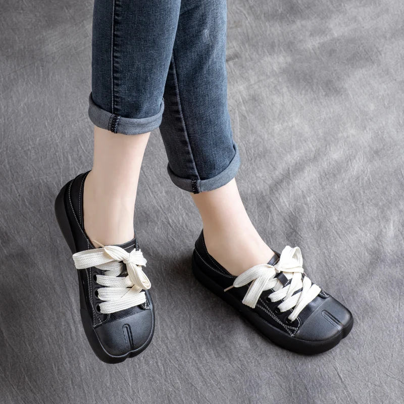 Casual Leather Flats Women White Black 