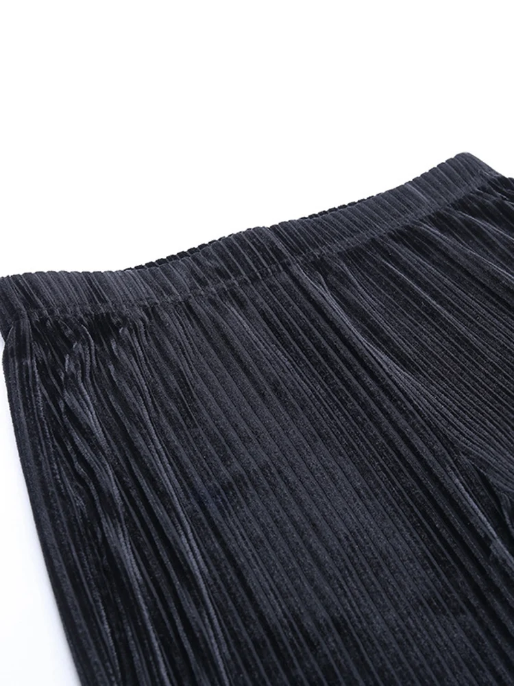 Viдвухсторонние черные облегающие узкие брюки-клеш с высокой талией женские