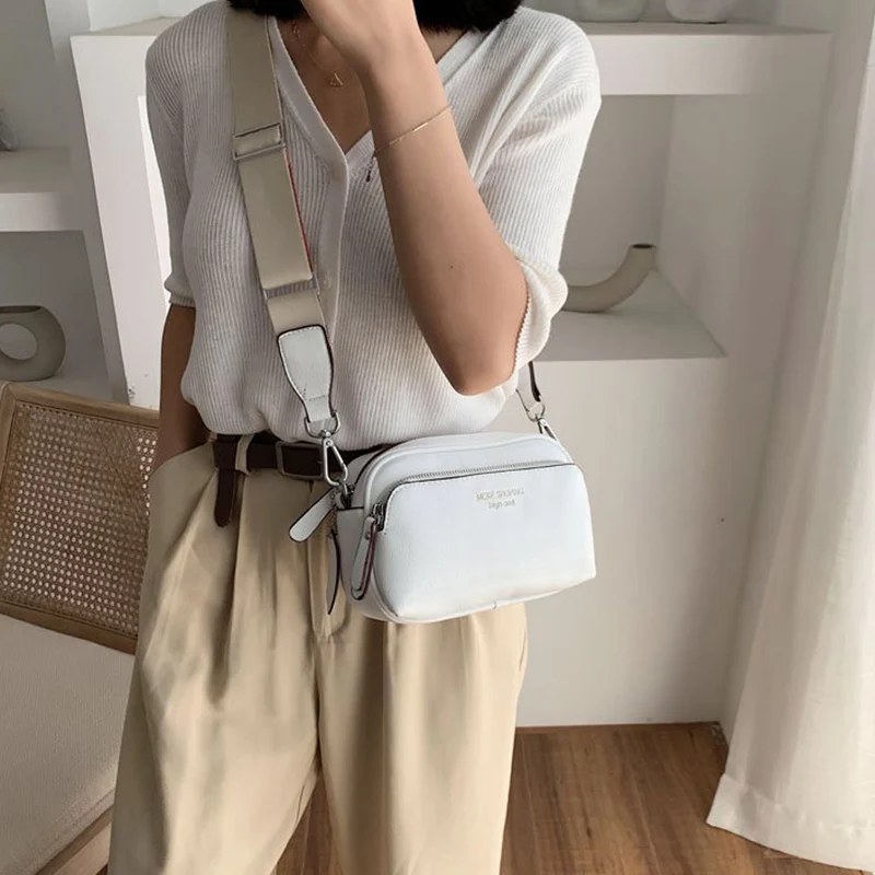 

Phone Bags for Women 2022 Fashion Wild Small Square Bag Wide Straps Female Shoulder Bag Casual Solid Color Lady Messenger Bag