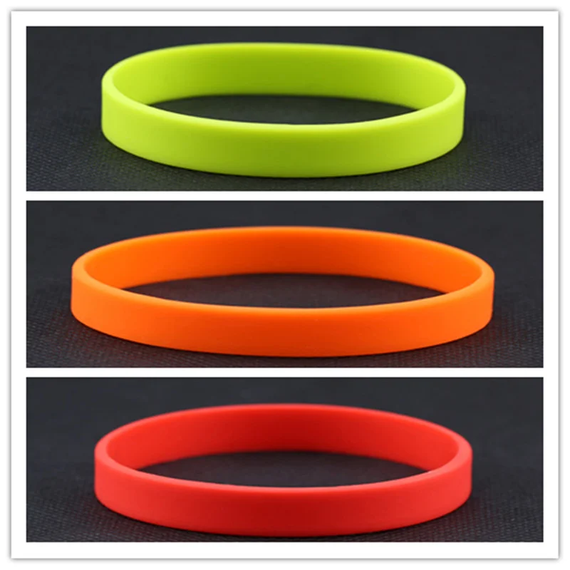 Рисунок 4 - разноцветные ремешки на запяст