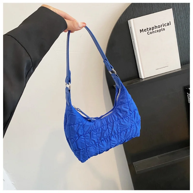 

Internet Celebrity Super Hot Pleated Underarm Female 2023 New Niche Nylon Casual Shoulder Crossbody Fashion Selenodont Bag