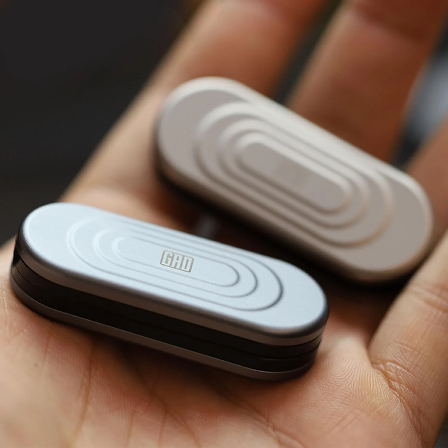 GAO Studio Rich Coin EDC Fidget Slider Металлическая карта Сенсорные игрушки для снятия стресса