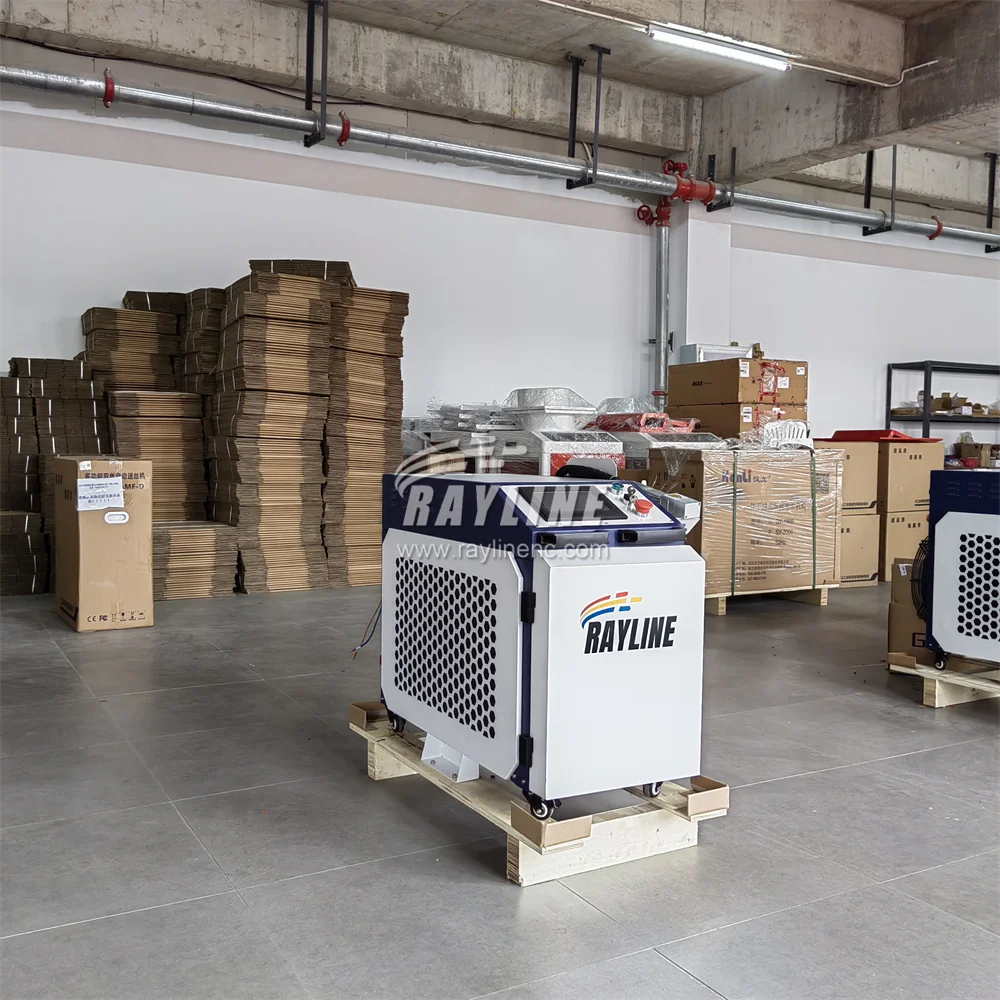 Заводская цена 2000 Вт непрерывная волоконная лазерная чистящая машина Raycus Краска