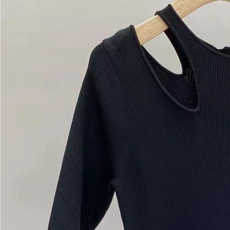 

Women's Off-shoulder Black Slim Knit Dress High Waist Gold Buttons O-neck Short Sleeve Female Mini Robe