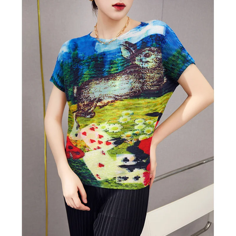 Summer Top For Women 45-75kg 2022 New Fashion Vintage Printed Round Neck Short Sleeved Stretch Miyake Pleated T-Shirt Female
