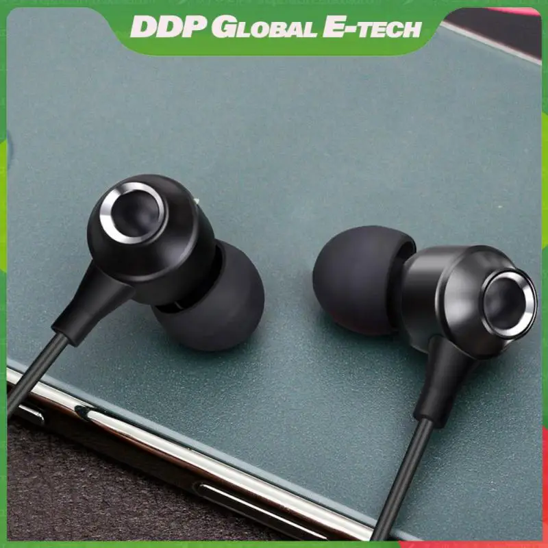 

In-ear Headphones Microphone Earphone Wired Headset 3.5mm Earphone Protable Headphone Cable Applicable To Huawei Computer