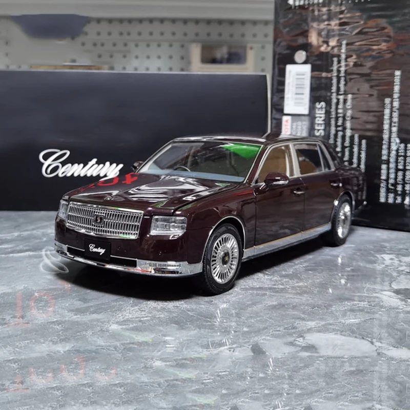 Коллекционная модель автомобиля из сплава