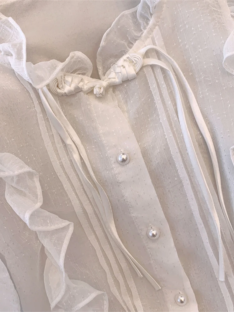 Женская абрикосовая рубашка с длинным рукавом и V-образным вырезом