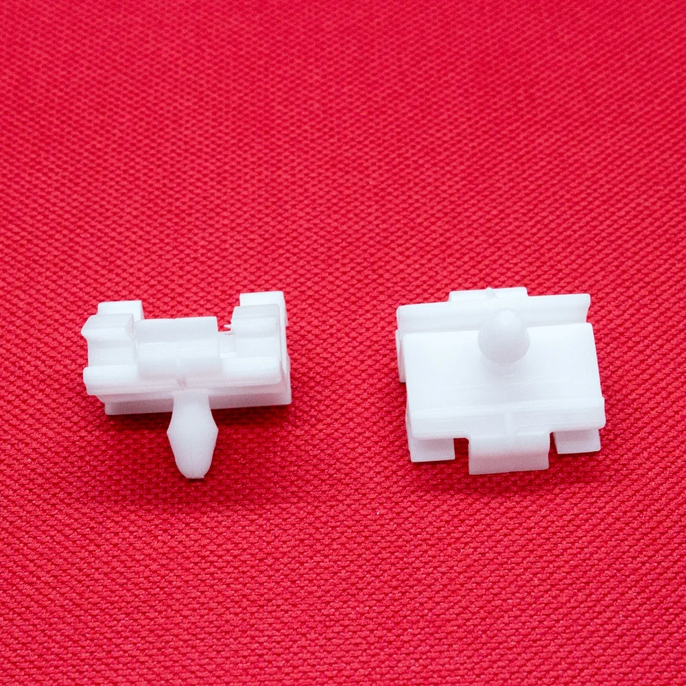 

Mercedes A0019883381 Auto Clip 10 PCs