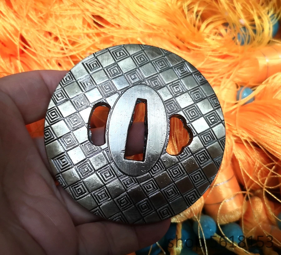 

Медный Tsuba для катаны 7x7 см