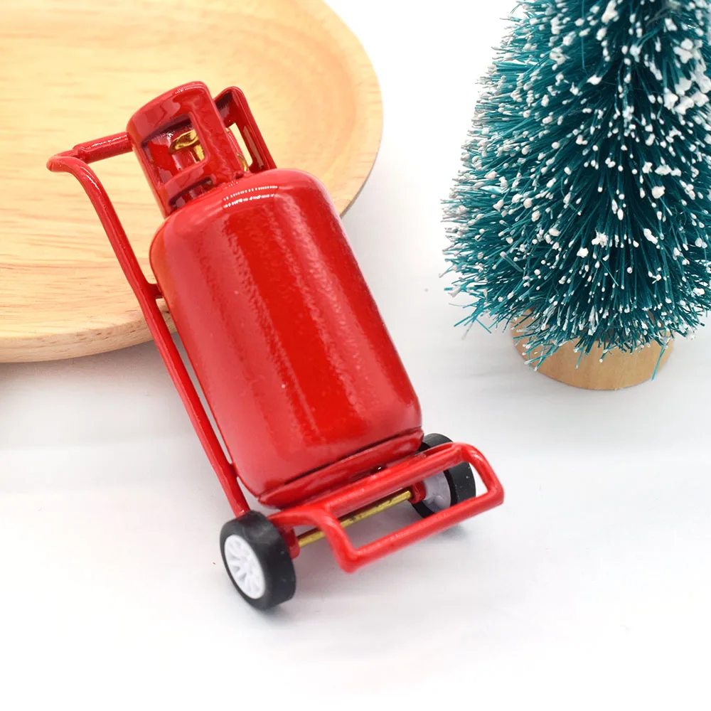 

1 комплект, миниатюрные газовые баки с тележками, Миниатюрные аксессуары для кукольного домика