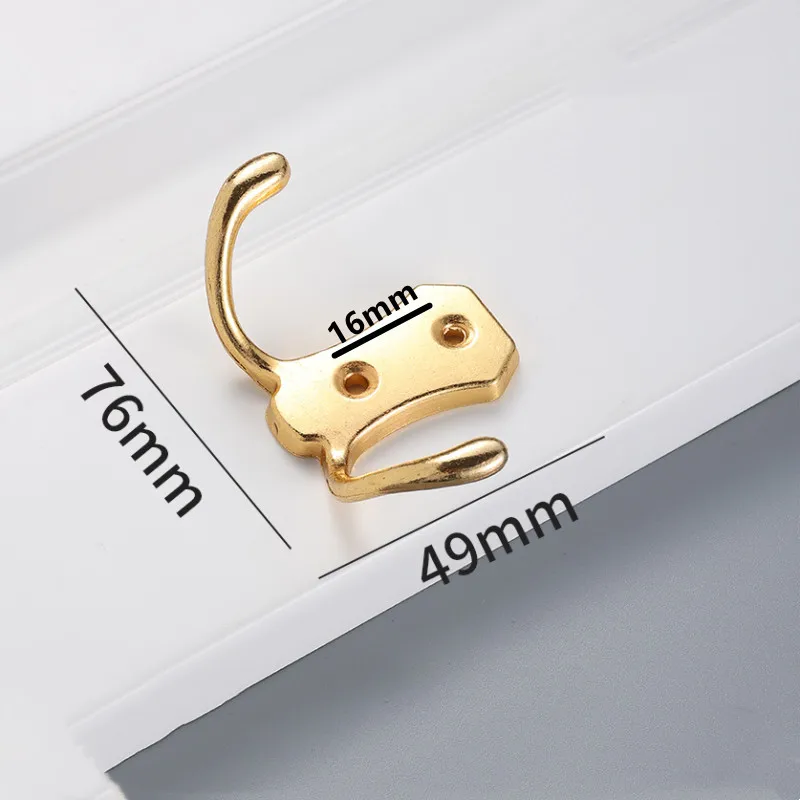 Рисунок 6 - антикварные Крючки из цинкового