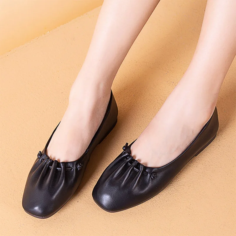 

Spring Women Flats Pleated Slip on Flat Shoes Comfortable Grandmother Shoes Female Square Toe Boat Shoes zapatos mujer 8142N