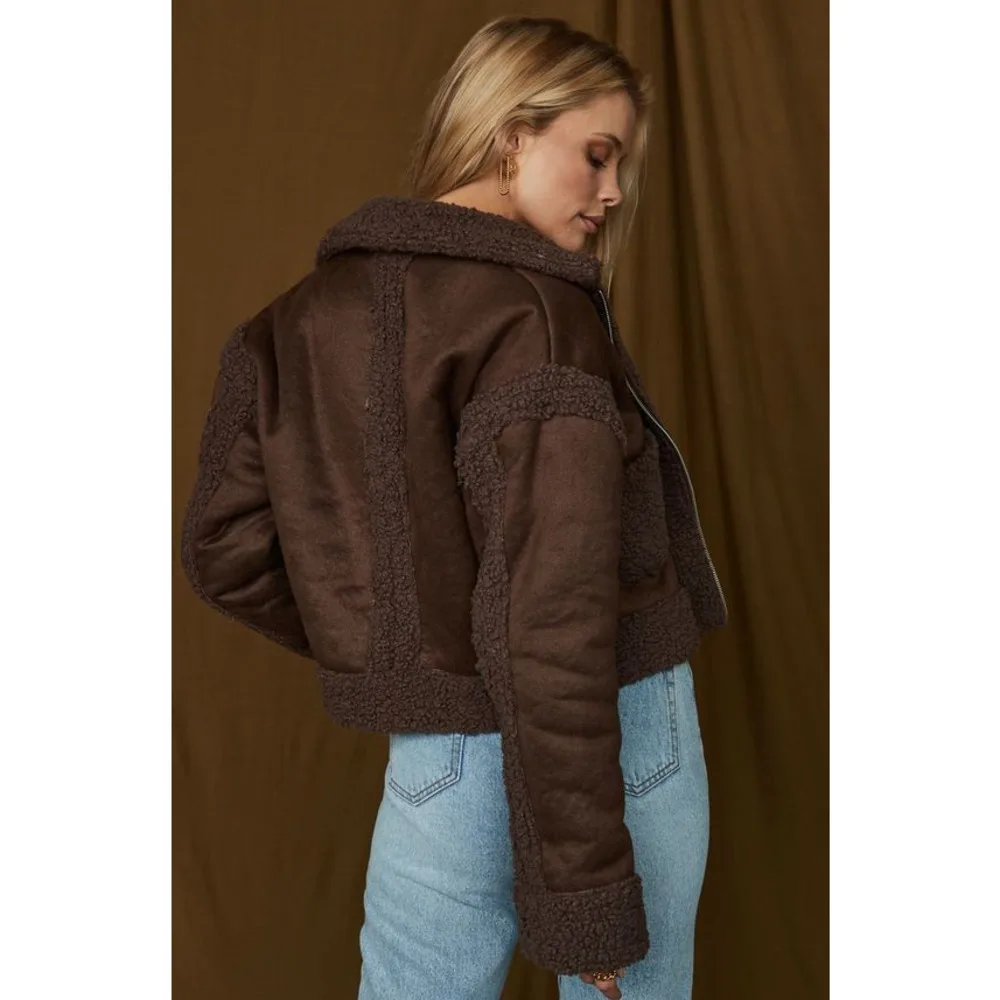 

Fall Short Lamb Wool Coat Faux Leather Stitching Lamb Wool Western Style Commuter Casual Women's Coat Top