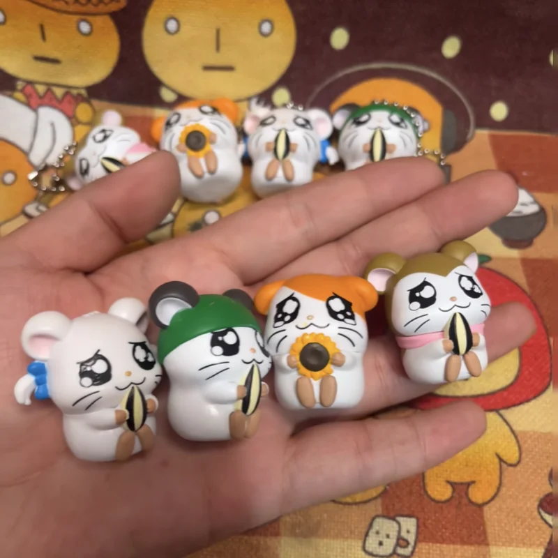 Фото Коллекционная фигурка-хамстер Bandai Namco Gashapon Hamtaro Vol 02 с семенами подсолнуха, настольное украшение №2
