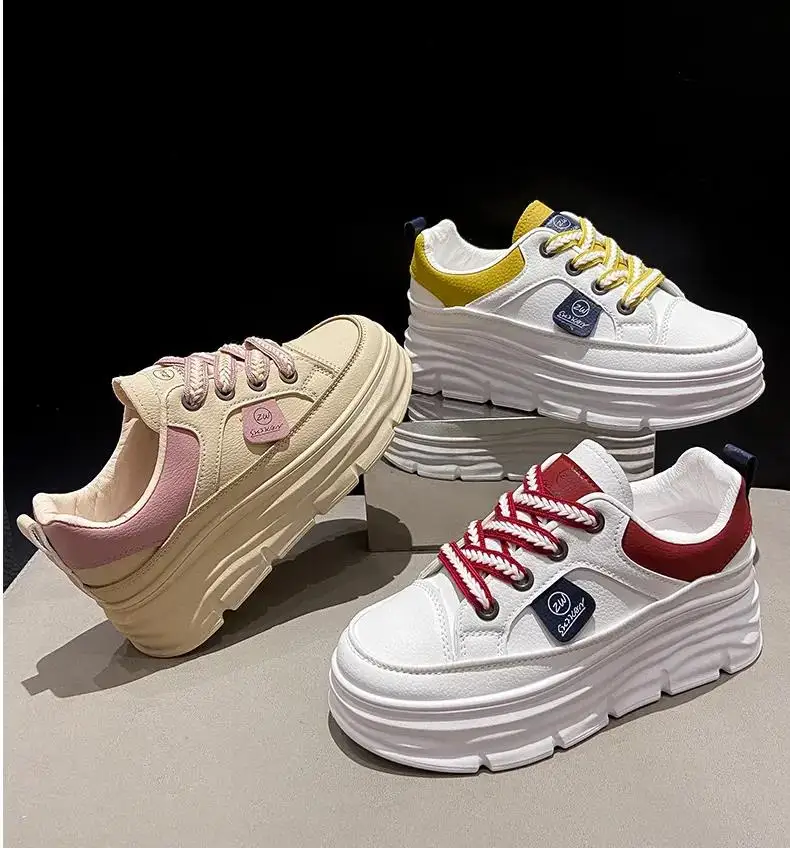 

Women's Spring Autumn Leather Casual Sports Shoes Thick Bottom Non Slip Fashionable Casual Board Shoes Inner Raised Shoes
