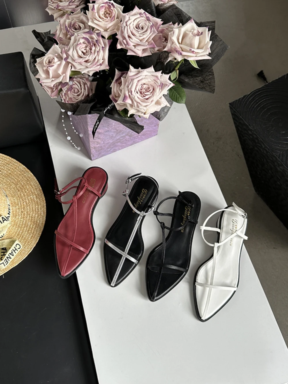 Женские босоножки с острым носком летняя Классическая обувь на среднем низком