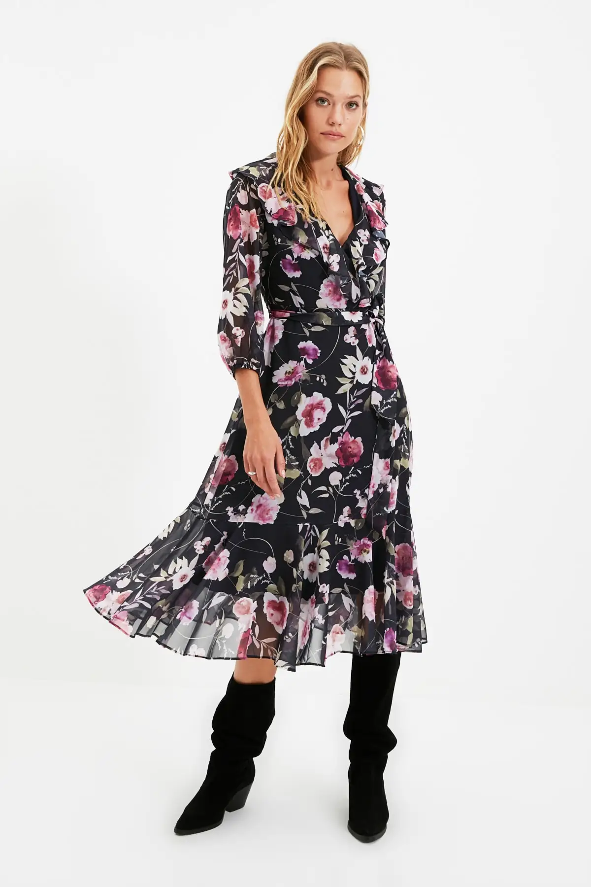 

Trendyol Belted Double Breasted Collar Dress TWOAW22EL0429