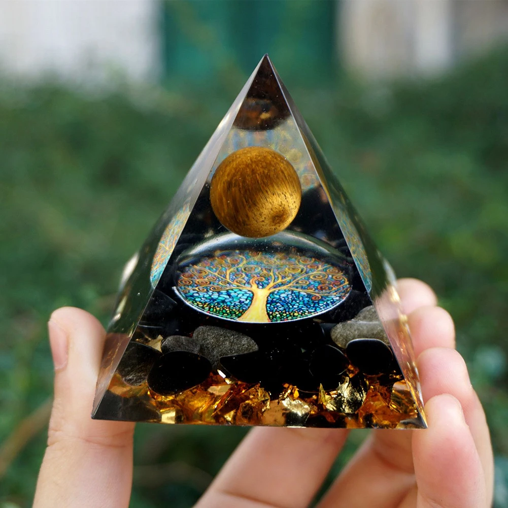 

5cm Energy Pyramid Crystal Chip Drip Resin Pyramid Ornament Balance Chakra Uplift Energy Resin Stones Craft Kids Gift Pyramid