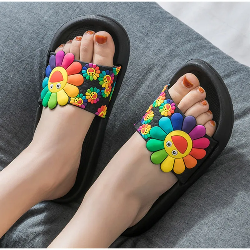 

New Slippers for Home Cute Flower Flats Ladies Footwear Shoes Woman Summer 2022 Female Sandals Beach Casual Women's Flip Flops