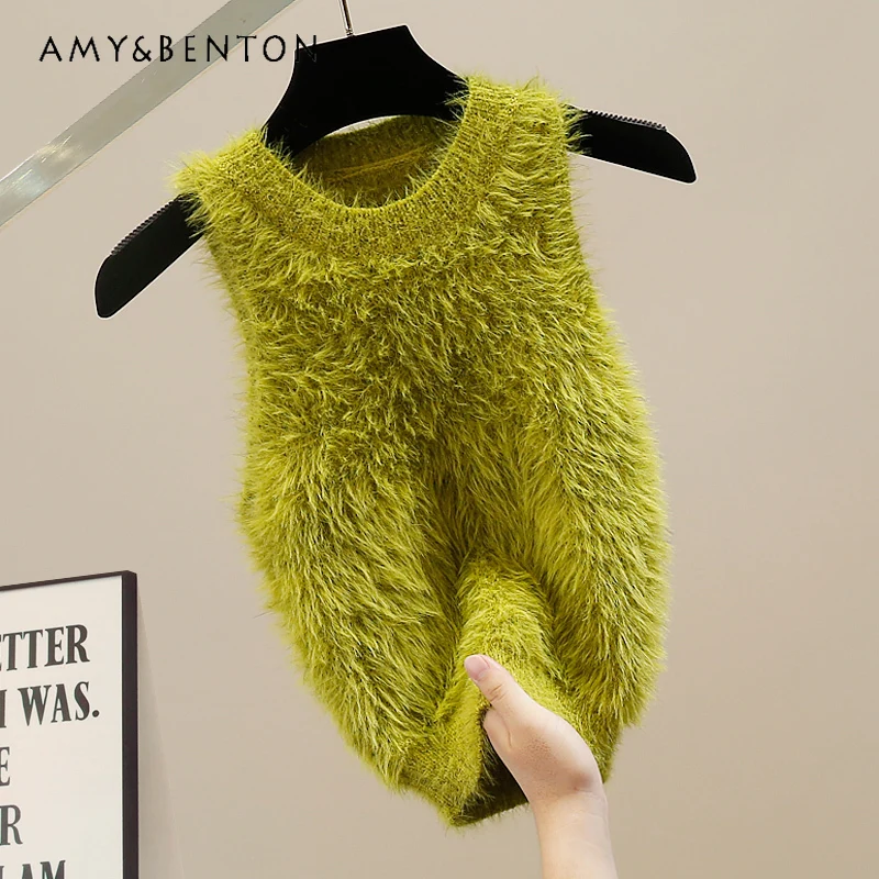 

Fashionable O-Neck Soft Plush Sexy Short Vest Design Sense Small All-Matching Graceful Anti-Aging Top Y2k Accessories Camisoles