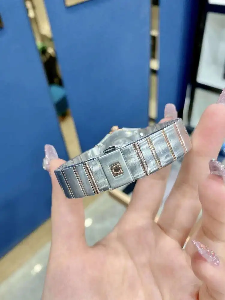 Женские кварцевые часы OMEGA спортивные |