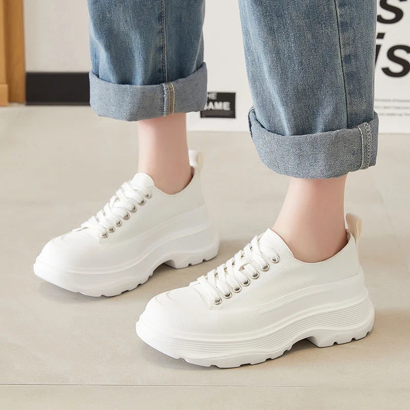 AIYUQI Canvas Shoes Women 2023 New Large Size 41 42 43 Platform Spring Autumn Shoes Ladies Lace Up Fashion Women Sneakers