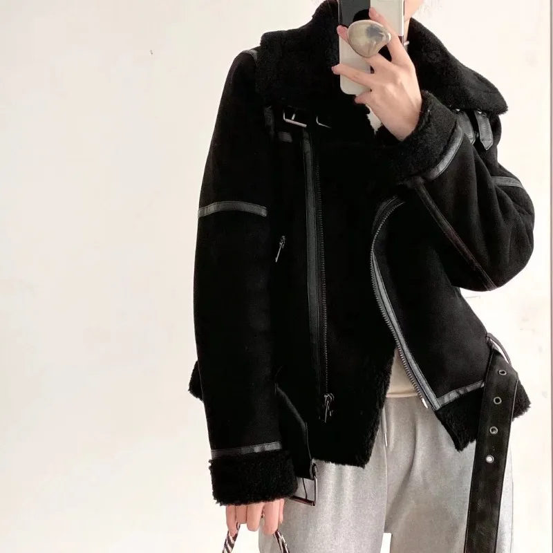 Женская зимняя куртка из искусственного меха