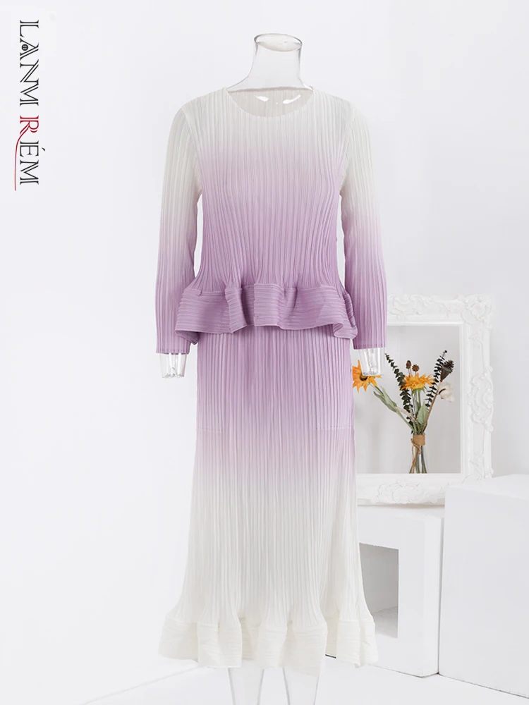 

LANMREM Gradient Pleated 2 Pieces Set Women Round Neck Tops High Waist Trumpet Skirt Fashion 2024 Spring New Sets 2AA2564