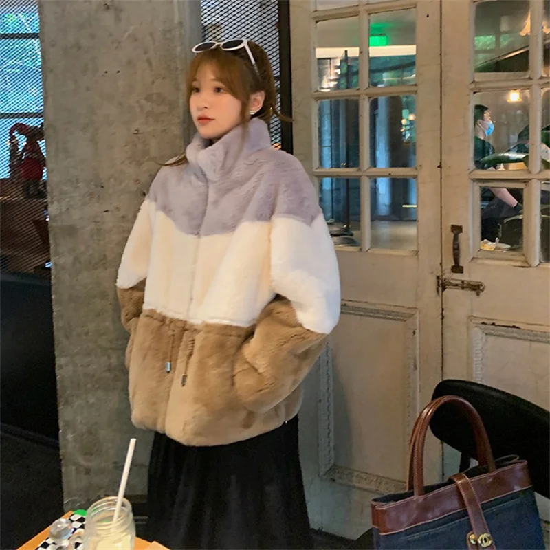 Зимнее роскошное женское плюшевое пальто Модное теплое из меха кролика Рекс