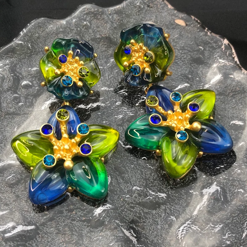 

Timeless Wonder Fancy Geo Resin Floral Clip Earings for Women Designer Jewelry Punk Runway Gothic Runway Prom Rare Top Mix 1324