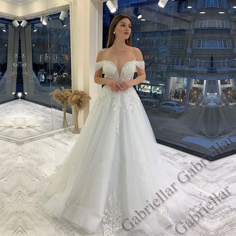 

Gabriellar LaceUp BoatNeck Wedding Dress Princess Buttons Exquisite Applique Sleeveless Mopping Gown Vestido De Novia 2023 Women