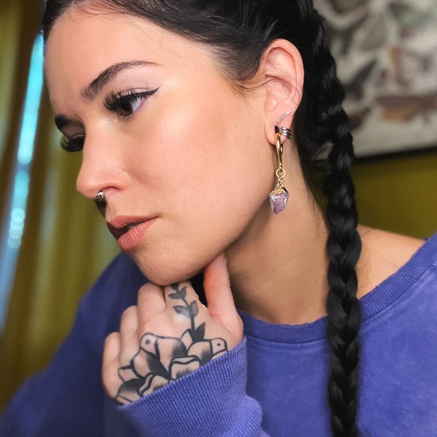 Doearko 2PCS Amethyst Stone Dangle Hook Ear Weight Hangers 316 Stainless Steel Ear Plugs Gauges Women Body Piercing Jewelry