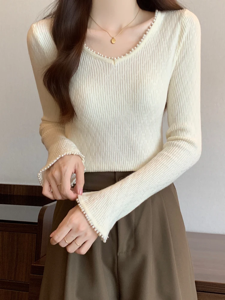 Black V-neck Sweater Women Inner wear Autumn and Winter High-Grade Beads Bell Sleeve Knitted Bottoming Shirt French sle Tem...