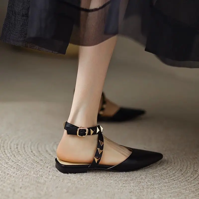 French Genuine Leather Pointed Toe Outdoor Semi-Slippers 2023 New Closed Toe Rivet Flat Sandals Women Summer