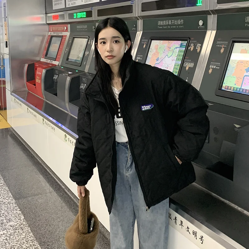 2022 New embossed down Women's short fashion loose collar light Women's