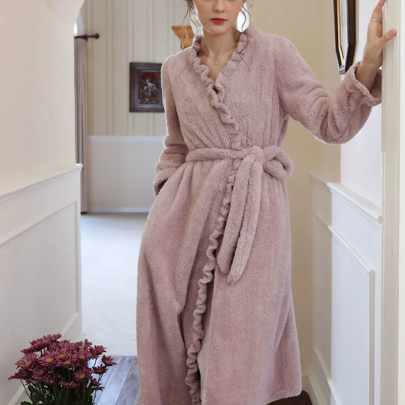 Fashion new princess wind coral velvet pajamas female thickening warm sex home robe female lingerie sexy