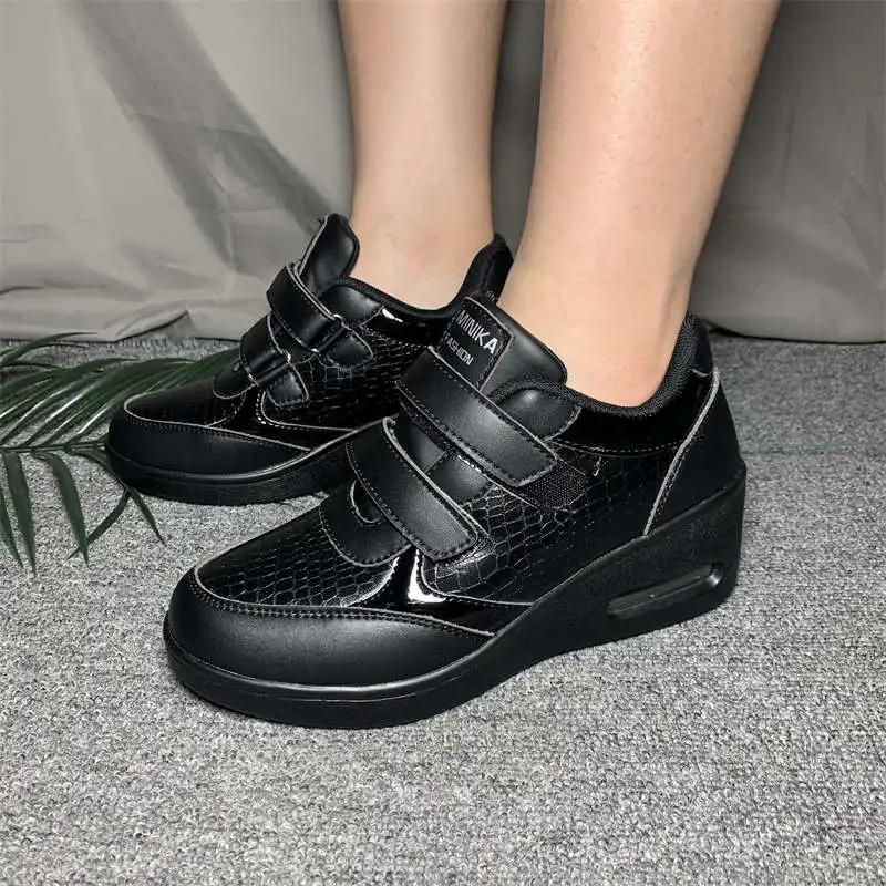 

Sports Shoes Ladies Snaekers Ladies Sneakers 2021 Snicker Sneakers Sport Woman Running Stripe Tenis Running Without Lace Tennis