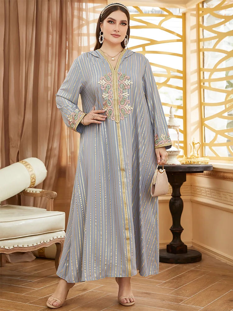 Рисунок 5 - Женское длинное платье с длинным рукавом