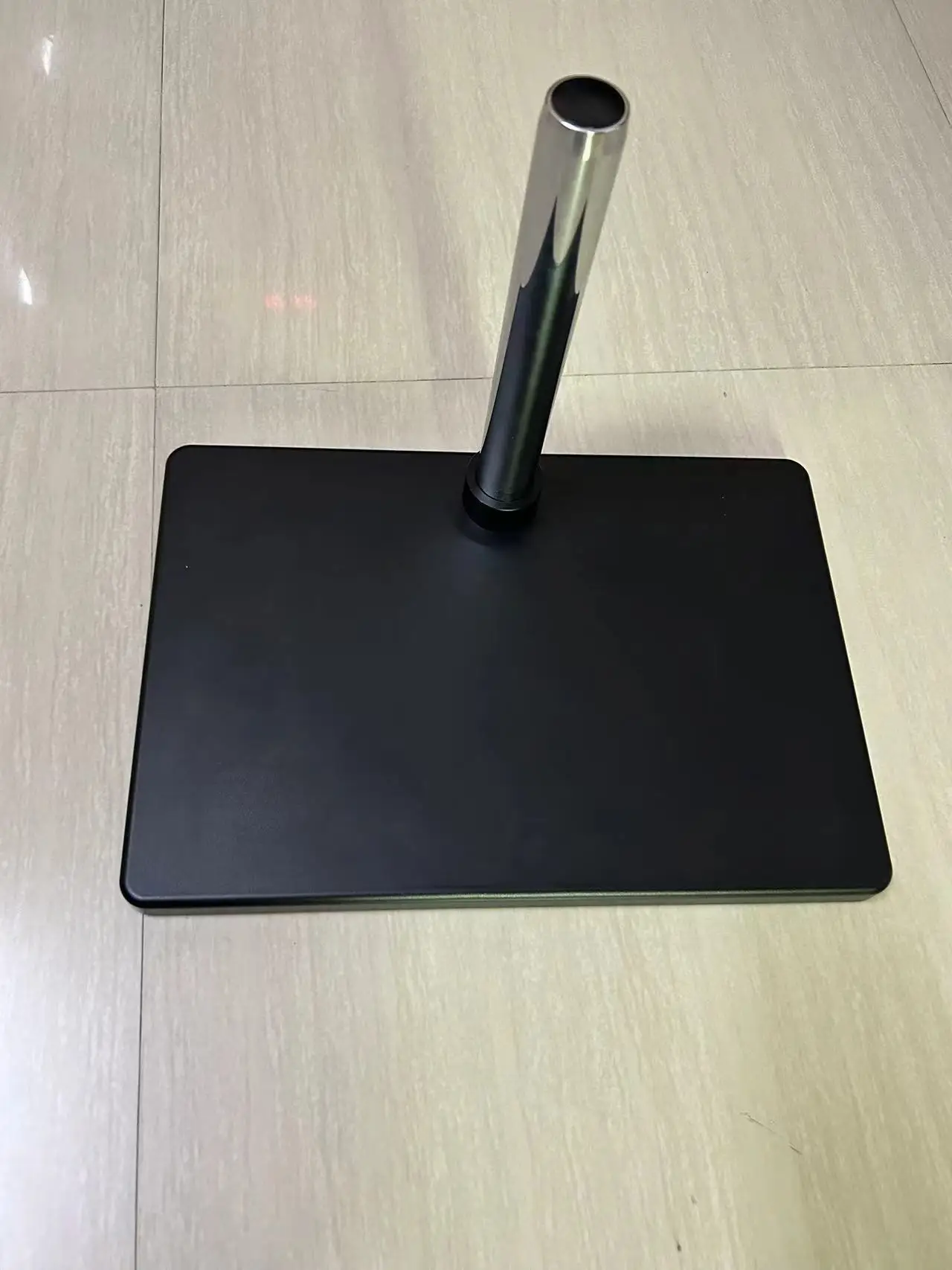 Большое металлическое основание 260 мм × 380