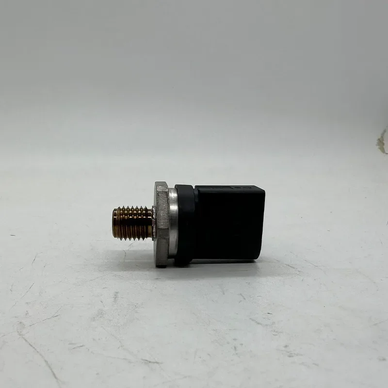 0281002498 0041537528 Датчик высокого давления топливной рампы 281002498 Для M-ercedes B-enz A C E G M S-Class