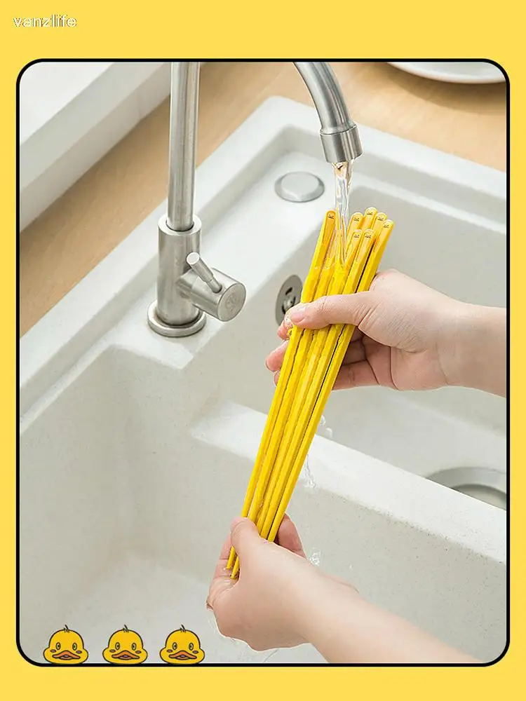 Ванзлайф Желтые столовые приборы из сплава, используемые высококлассным скользящим формовочным материалом, одна палочка для столовых приборов, прекрасный внешний вид, высокий уровень.