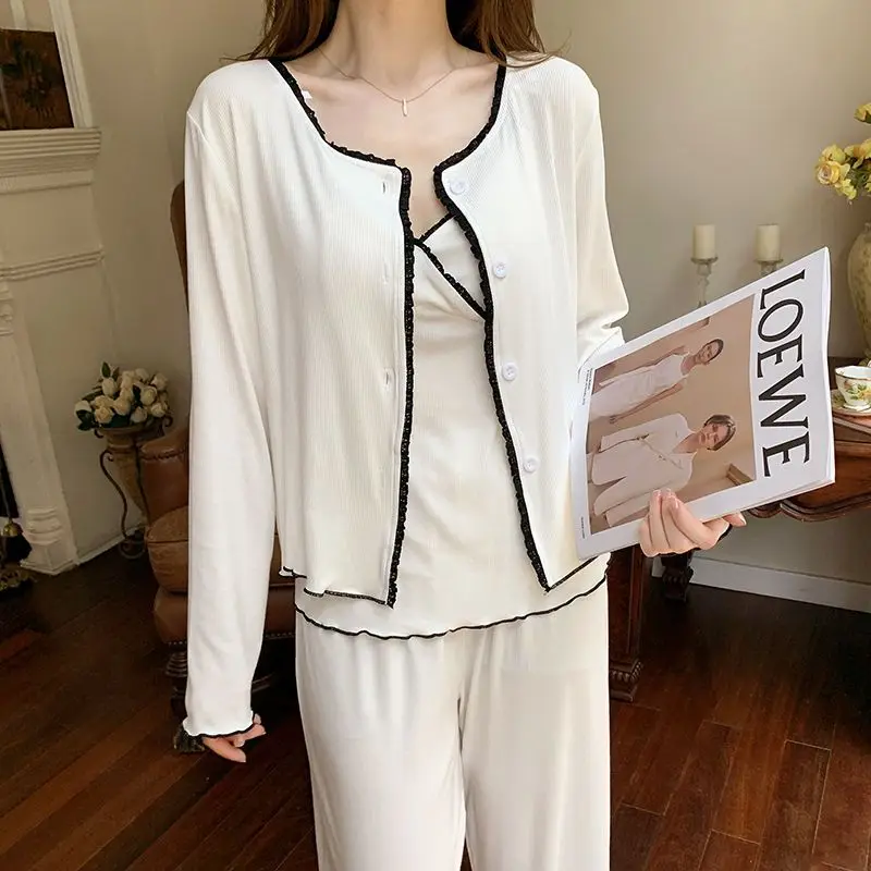 New sexy suspenders three-piece pajamas women's spring, autumn and winter 2023 thin white home clothes with chest pads.