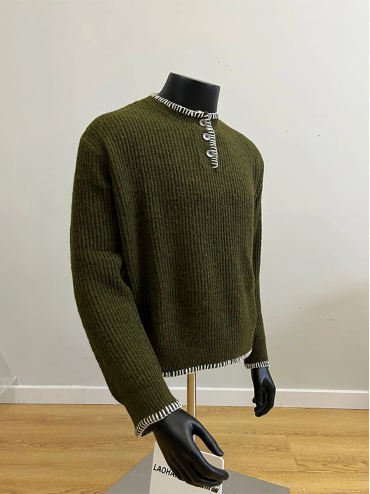 Зеленый свитер с воротником Генри мужской зимний корейской серии Sense of Atmosphere Wear