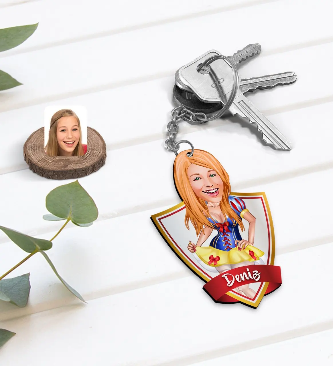 

Personalized Is Women Caricature Of Wood Anahtarlık-1