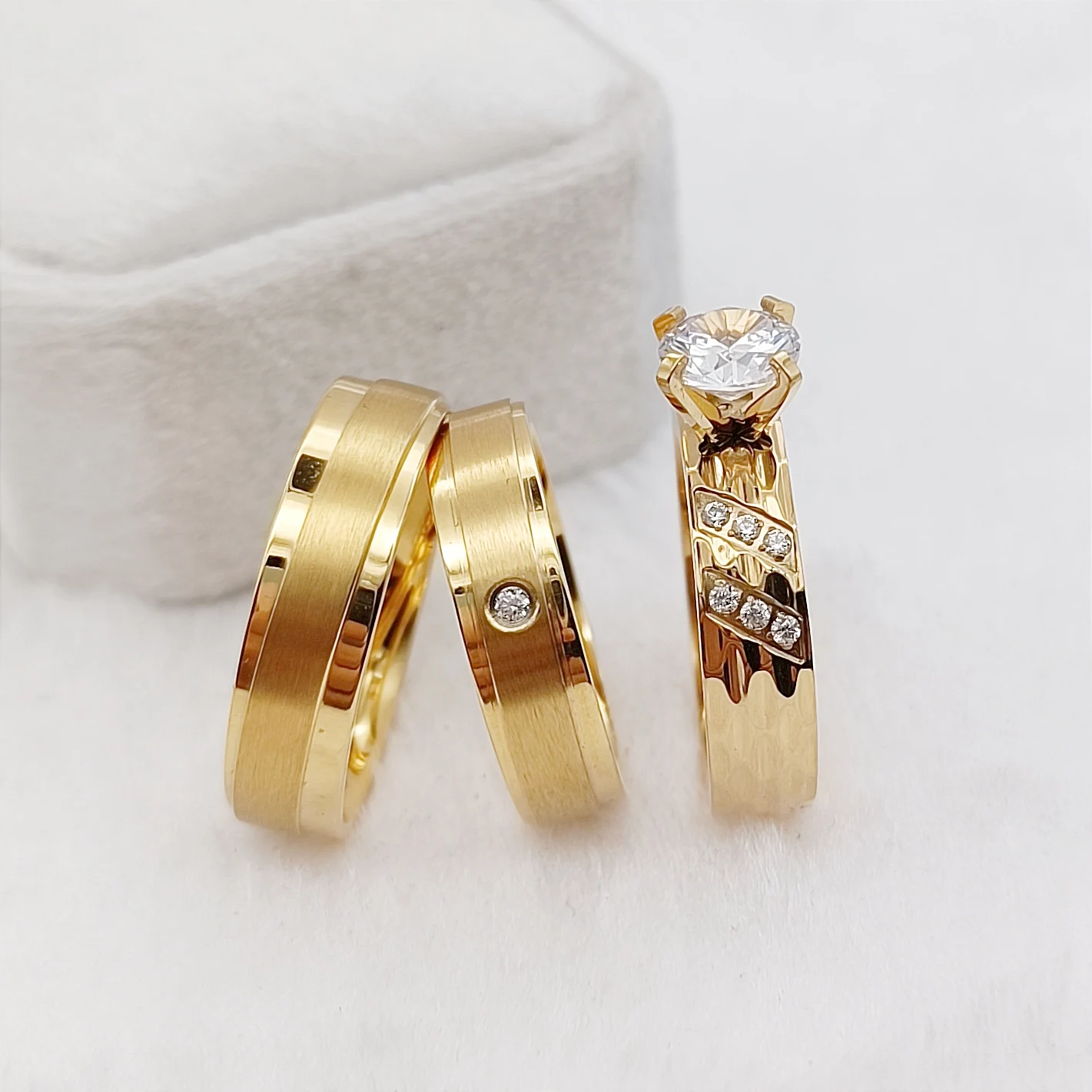 

3pcs Wedding Engagement Rings Sets For Men and Women 18k Gold Plated Jewery Ring